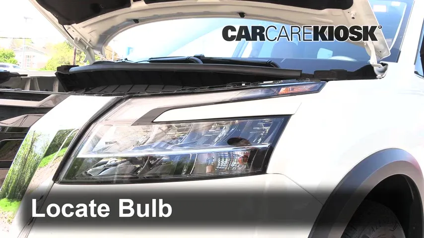 2024 Nissan Pathfinder Platinum 3.5L V6 Éclairage Feux de croisement (remplacer l'ampoule)